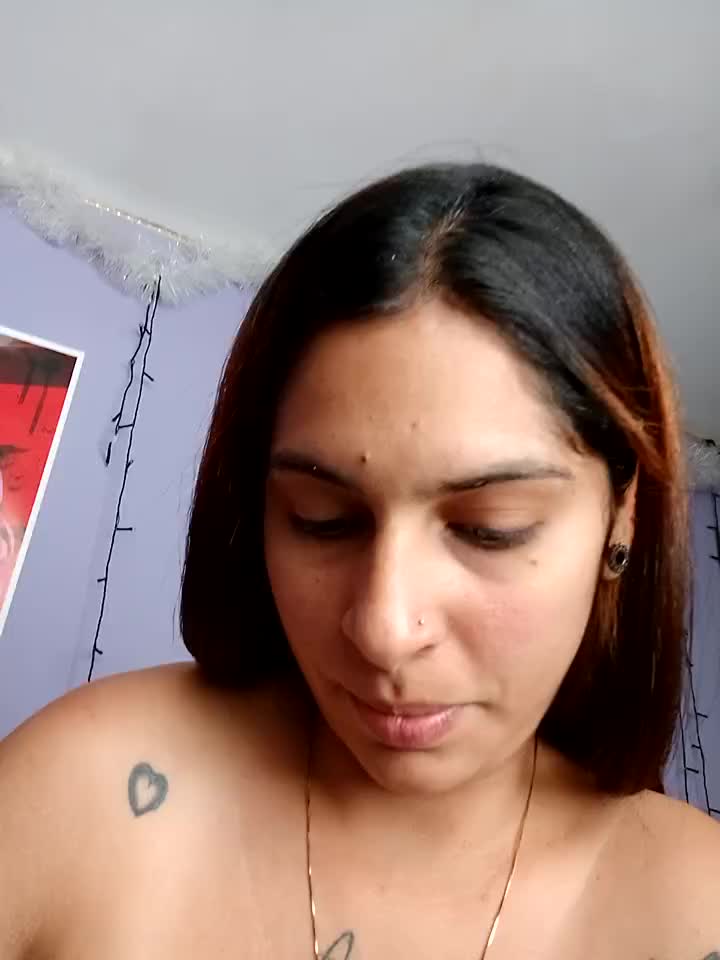 a bith of masturbation - video của người mẫu cam charlotte_stevenss_