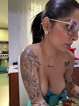 suck coock to my best friend? - video by charlotte_stevenss_ cam model