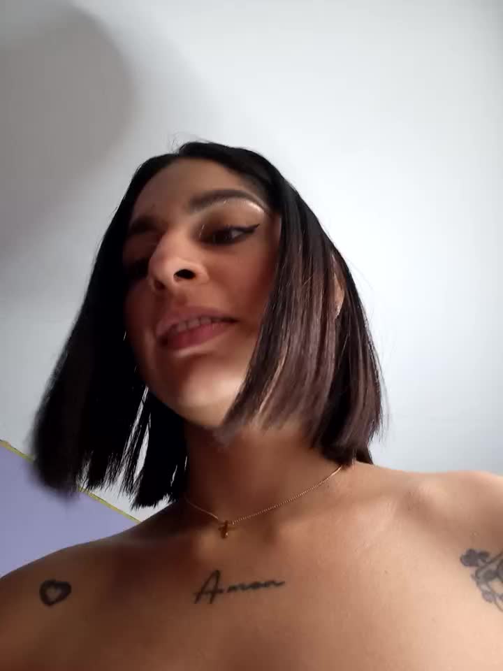 lick cock to my friend? mmmmmmm - video của người mẫu cam charlotte_stevenss_