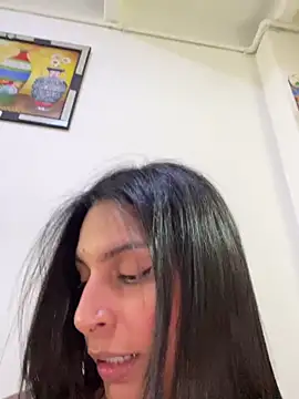 Open my ass and squirt💦 – video od webkamerové modelky charlotte_stevenss_