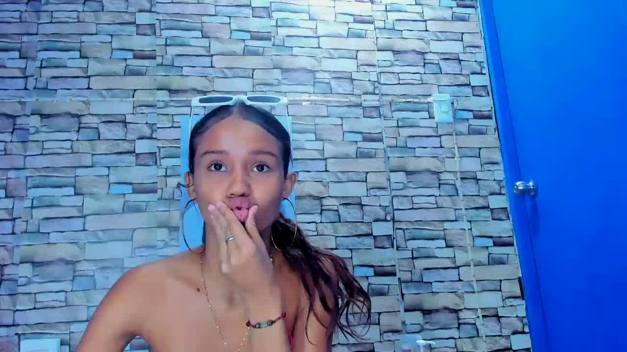 CUM - Vídeo de MarianaManzur, modelo de vídeos