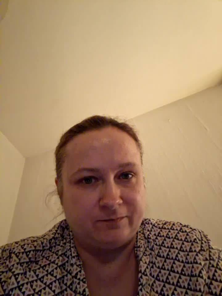 [19 Nov 22:03] Private Show - video by CitratedPaean cam model