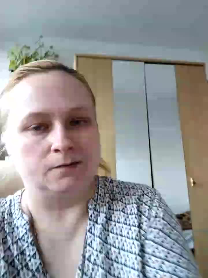 [11 May 20:22] Private Show - video by CitratedPaean cam model