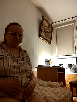 [18 Aug 00:38] Private Show – video od webkamerové modelky She-devilx