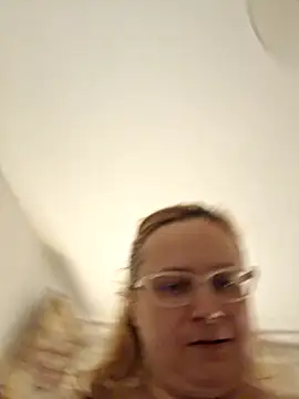 [19 Sep 23:58] Private Show – video od webkamerové modelky She-devilx