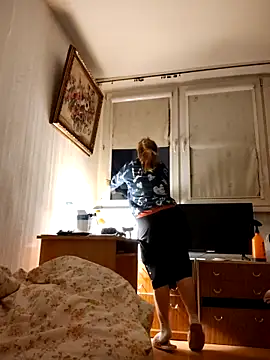 [5 Jan 01:36] Private Show – video od webkamerové modelky She-devilx