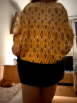 [18 Jun 00:47] Private Show - video by CitratedPaean cam model