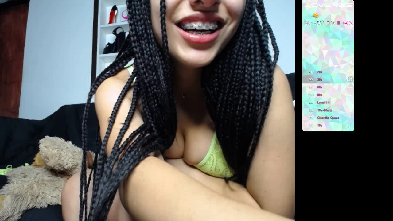 Feet show + blowjob to dildo - فيديو من PrincessTafne موديل الكام