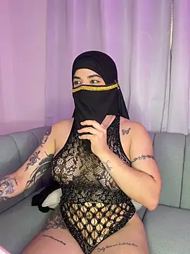 Naked, and fuck deepthroat - video by nurbanu_hatem cam model