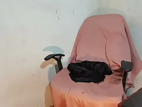 Private Show – видео вебкам-модели shani-akki