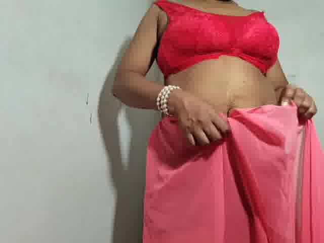 Private Show in Saree