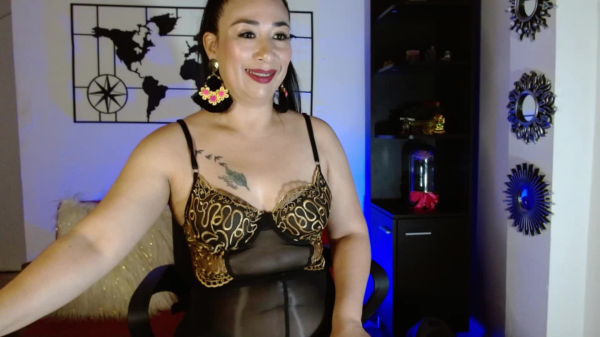 see pussy through pantyhose xxx - video by karimelee_ cam model