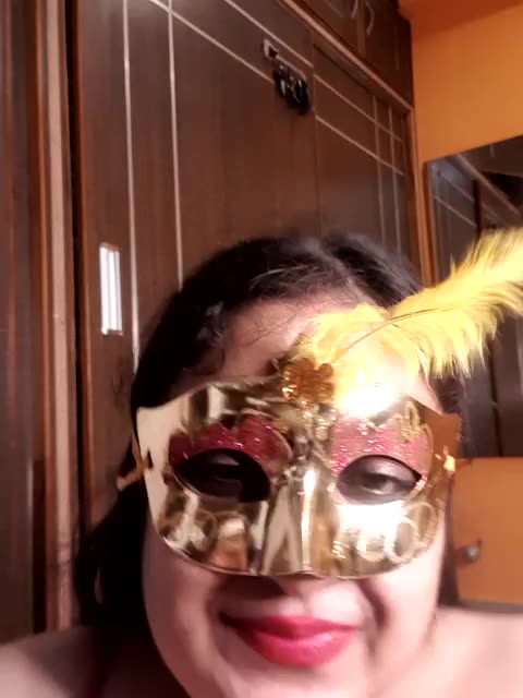 [25 Nov 00:49] Private Show－カメラキャストのAgniPriyaの動画