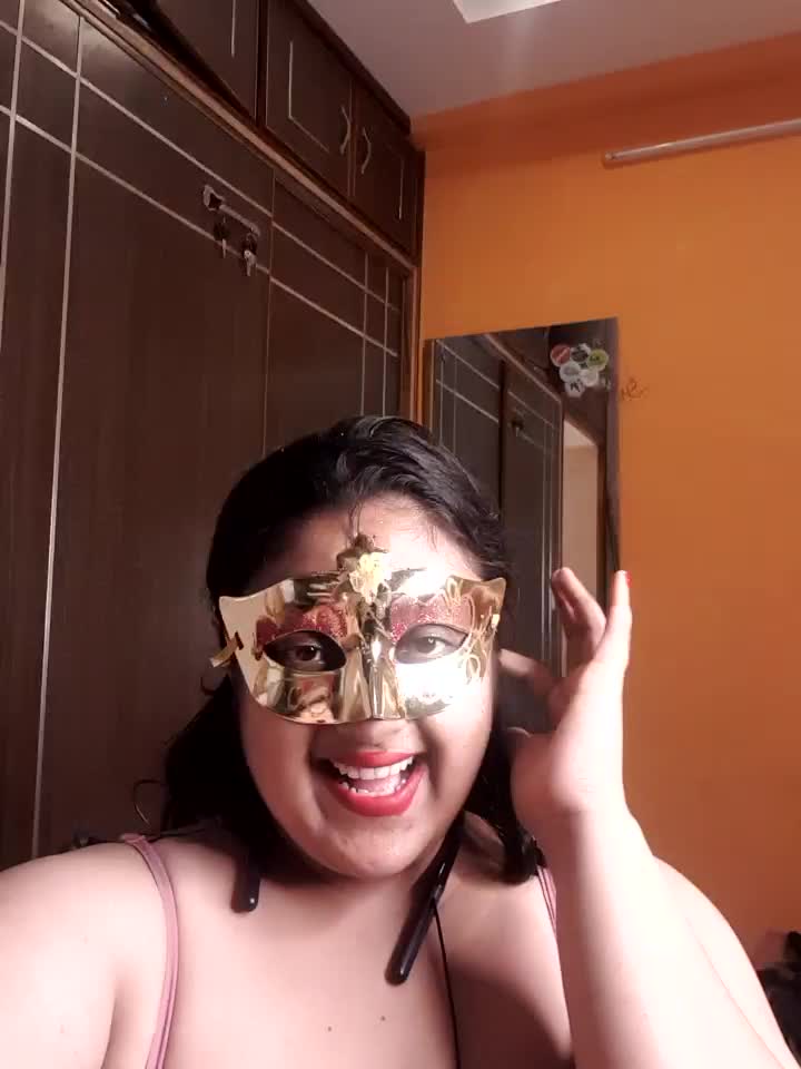 [24 Dec 23:16] Private Show－カメラキャストのAgniPriyaの動画