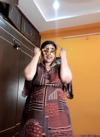 [28 Dec 23:25] Private Show－カメラキャストのAgniPriyaの動画