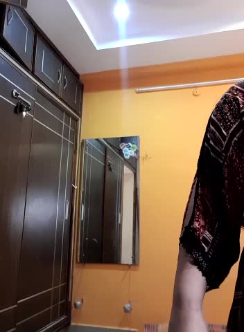 [28 Dec 22:15] Private Show－カメラキャストのAgniPriyaの動画