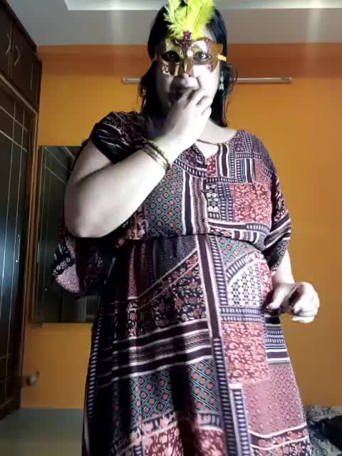 [4 Dec 06:33] Private Show－カメラキャストのAgniPriyaの動画