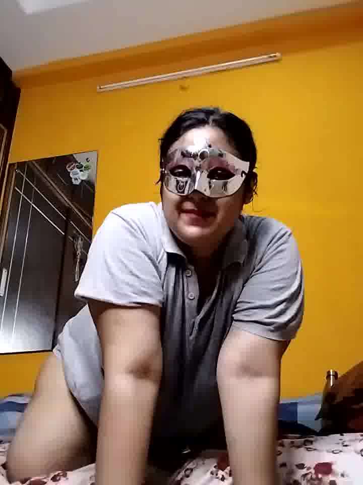 [13 Feb 02:25] Private Show－カメラキャストのAgniPriyaの動画