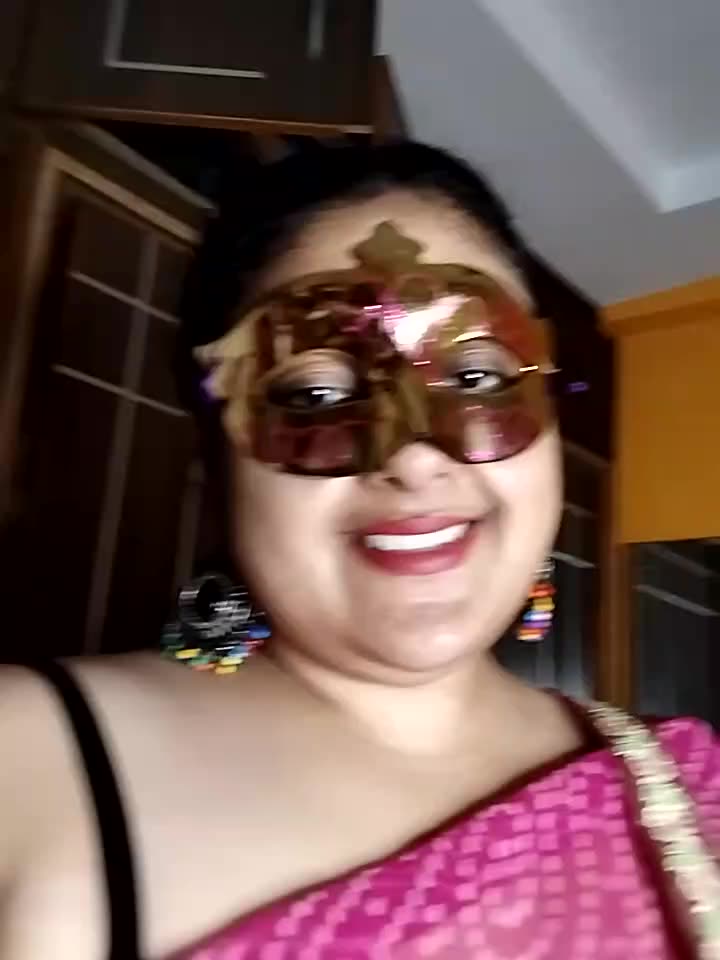 [26 Mar 08:07] Private Show－カメラキャストのAgniPriyaの動画