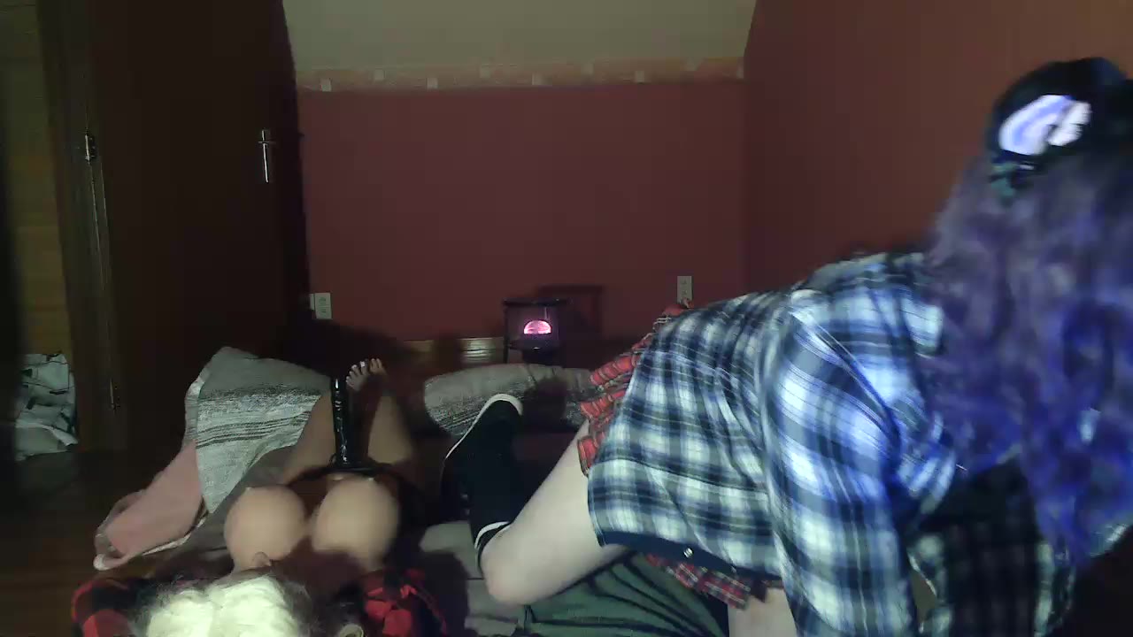 Caning, paddle, sexdoll and sissygasm - Vídeo de Ginny-the-bdsm-nympho, modelo de vídeos