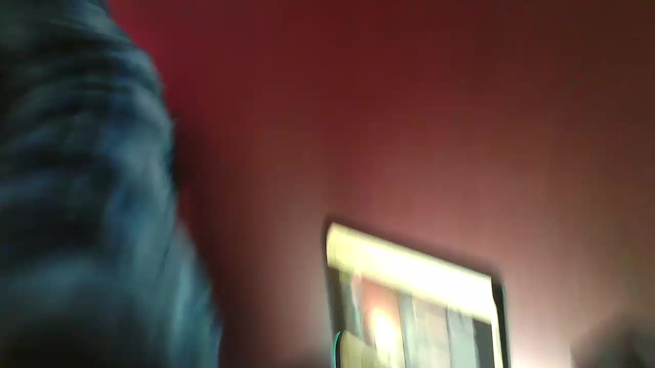 [jerking off  to my first porn movie - Vídeo de Ginny-the-bdsm-nympho, modelo de vídeos