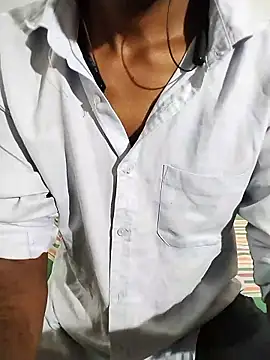 [23 Apr 00:09] sinhala dirty talk with office kit .Private Show - video av SL-Robinsan cam-modell