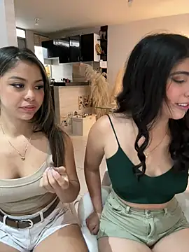 Private Show Having fun with my friend - video by Gaby_zahir_ cam model