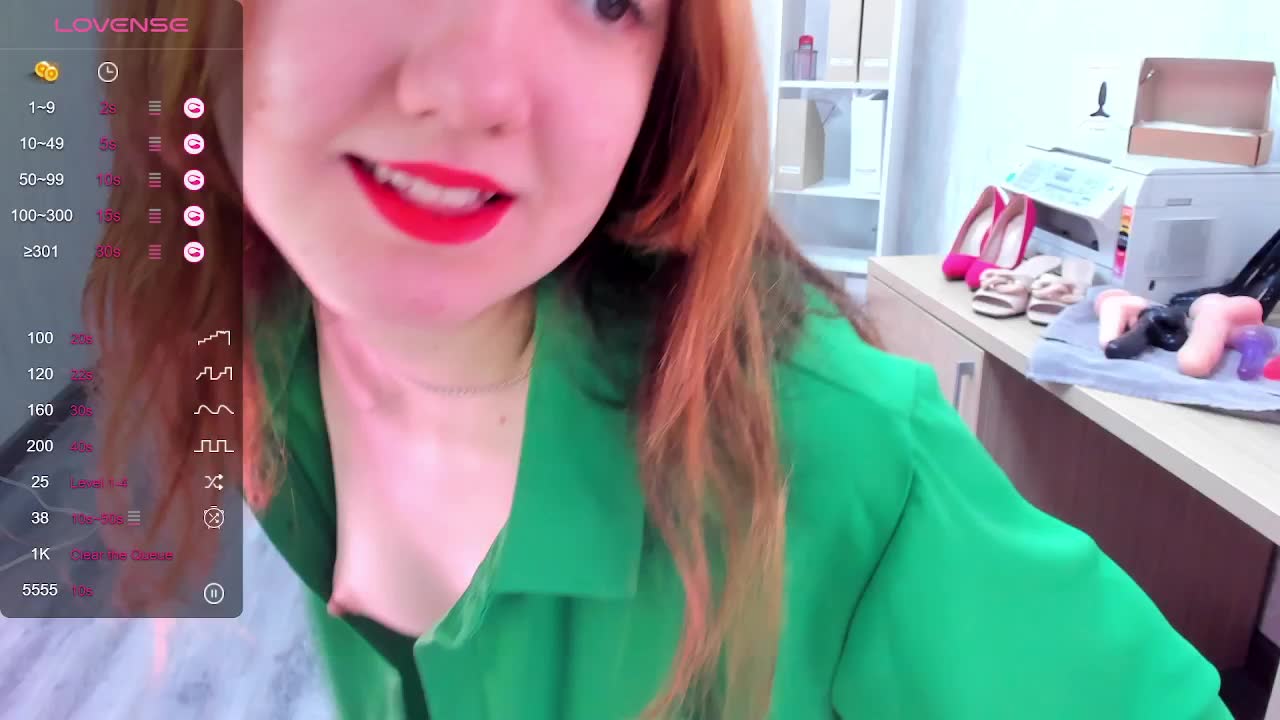 Private Show (SEXY HOT DANCE^^ AND PLAY PUSSY - video by Fera1_Berry cam model