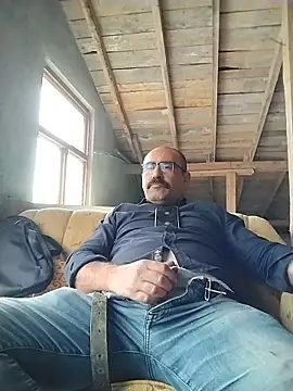 [9 Dec 12:06] Private Show - Video von masculine_bear_daddy Cam-Model