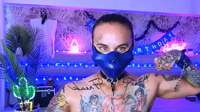 [1 Sep 16:58] Public Show - vídeo de Cool_Freak_ modelo de câmara