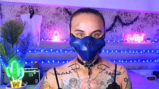 [13 Sep 13:15] Public Show - video by Cool_Freak_ cam model