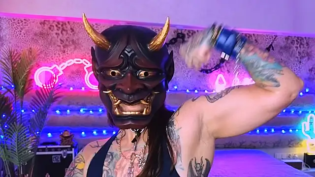 hard bdsm pain slave humiliation saliva handcuffs clamps on the nipples - vídeo de Cool_Freak_ modelo de câmara