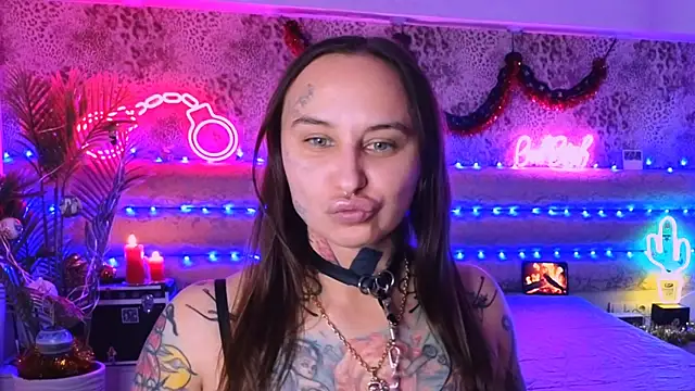 [14 Nov 13:02] Public Show - video by Cool_Freak_ cam model