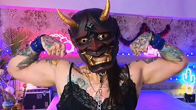 masks horns gags handcuffs - vídeo de Cool_Freak_ modelo de câmara