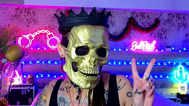 Hello my hero, how do you like my new mask? you can always take it off me or put another one on - vídeo de Cool_Freak_ modelo de câmara