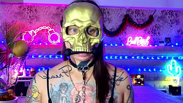 gag my king - video by Cool_Freak_ cam model