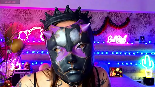 [8 Dec 13:54] Public Show - video by Cool_Freak_ cam model