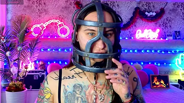 hi, how do you like my face cage? - vídeo de Cool_Freak_ modelo de câmara