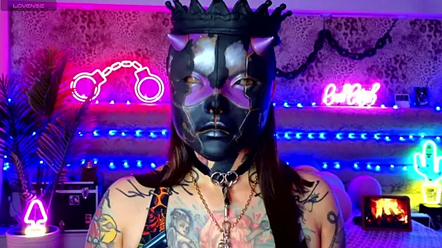 Hello, there is now a discount on private. use it before it disappears. - vídeo de Cool_Freak_ modelo de câmara