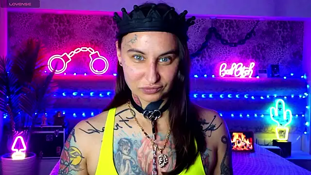 I love it when your palm squeezes my hair - video od modelky/modela Cool_Freak_