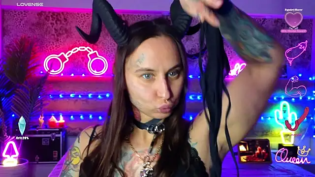 I'm waiting for you without panties, my hero – video af Cool_Freak_ cam-model