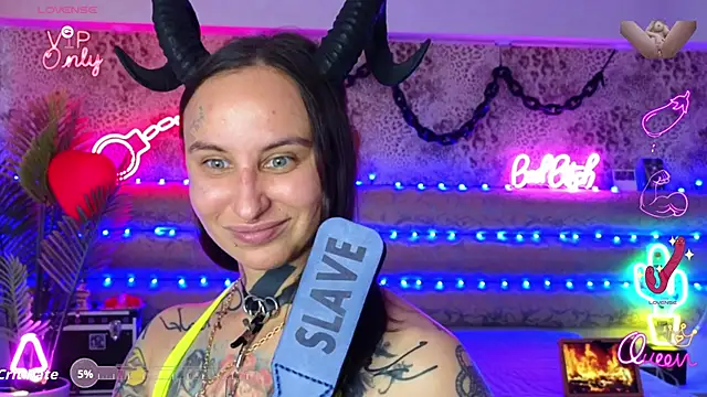 hard bdsm pain slave humiliation saliva handcuffs clamps on the nipples - vídeo de Cool_Freak_ modelo de câmara