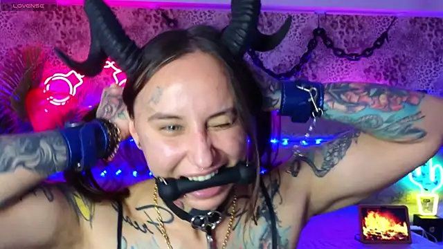 my pussy makes a mega squirt from the vibrations, please help me surprise you - video by Cool_Freak_ cam model