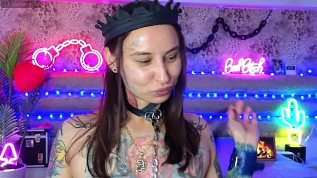 I'm waiting for you without panties my king. I dream of pleasing you with a mega squirt - video by Cool_Freak_ cam model