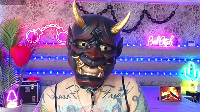 do you like devilish hell shows? - video van Cool_Freak_ cam-model