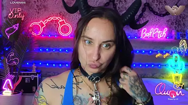 Do you like it when I squirt on my face and hair? Shall we have hard dirty extreme sex?