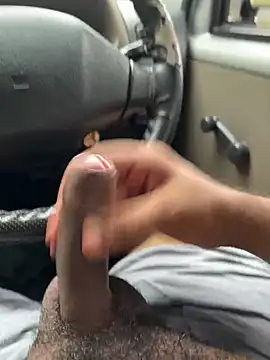 Cumming In public 😈😈😈 - video by Dakku_69 cam model