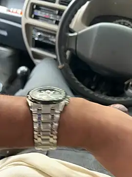 Erotic car fun - video by Dakku_69 cam model