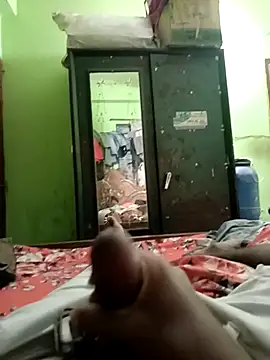 [20 Jul 01:09] Public Show - video by mahadakha78 cam model