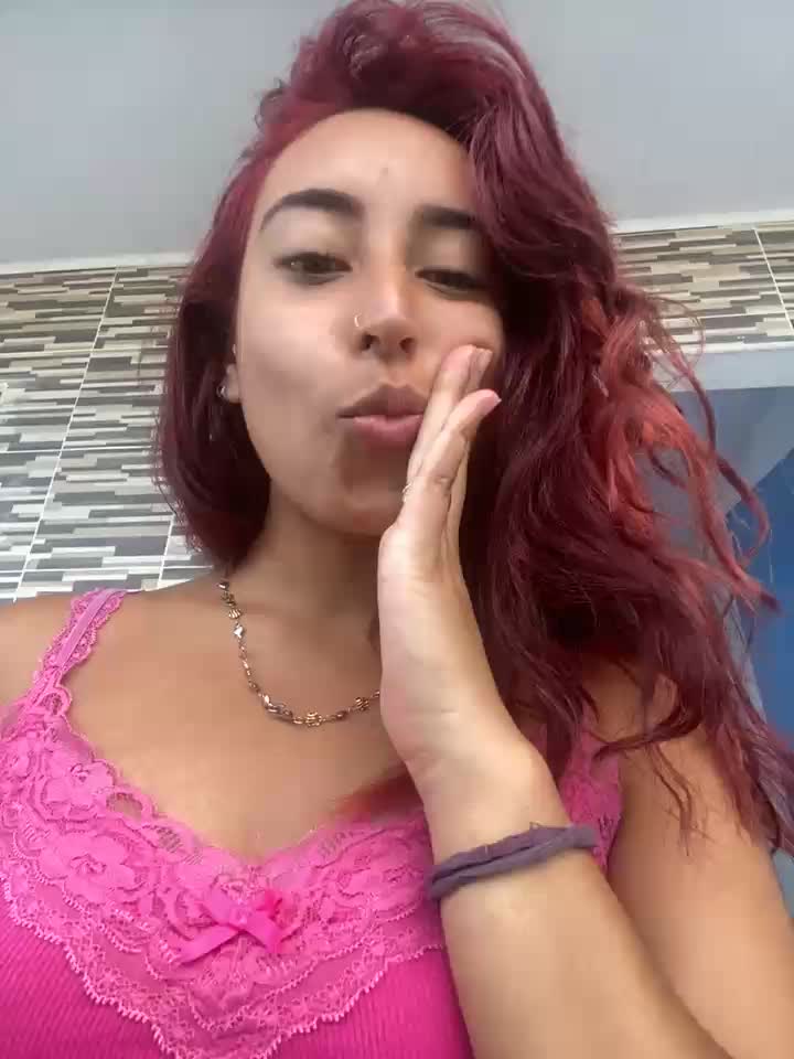 Fuck myself - clip cu Vaiolet_a model videochat